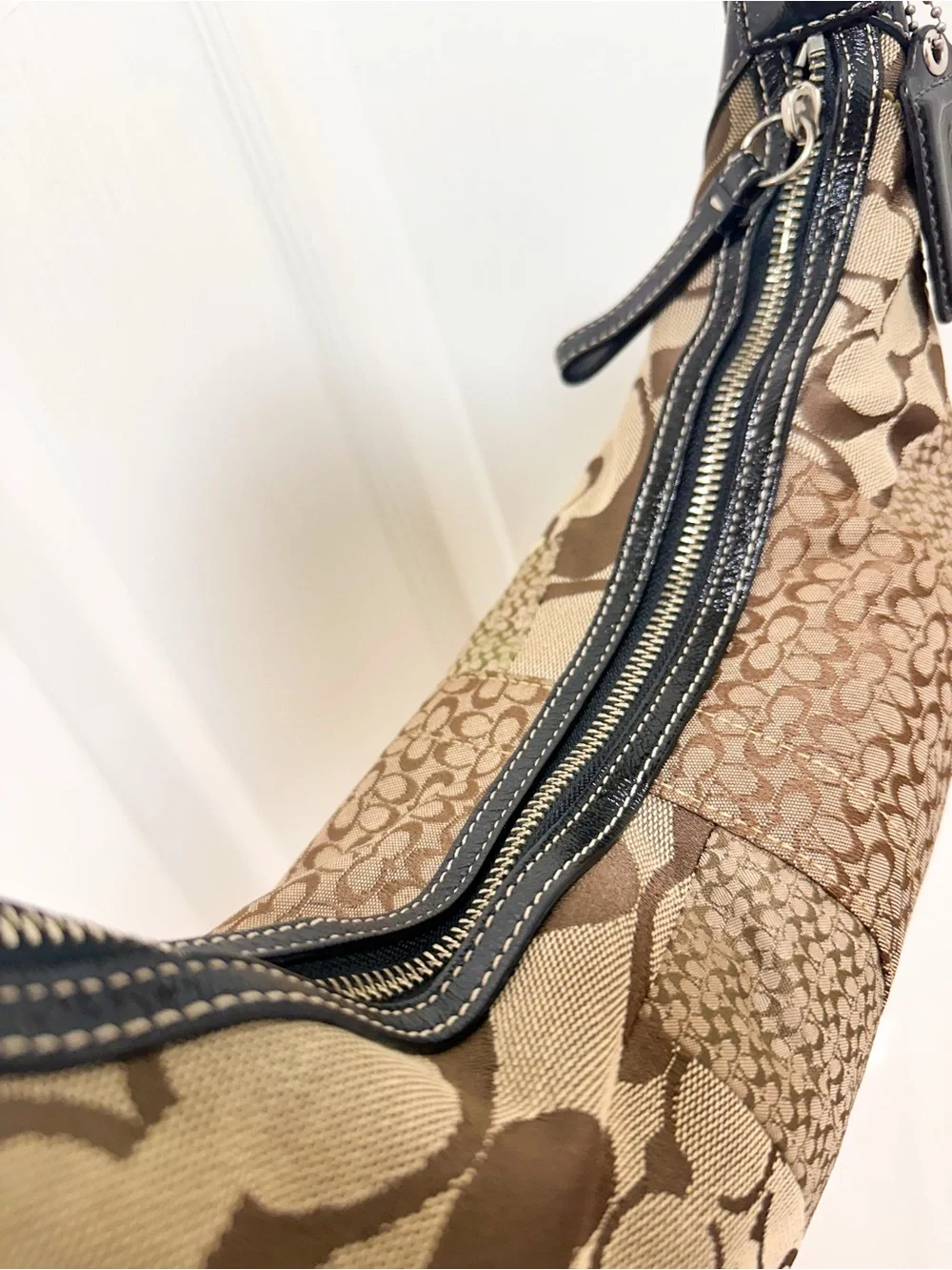 Coach Soho Crescent Hobo Bag Patchwork Black Patent Leather Y2K